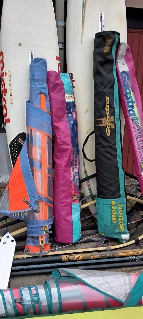 Mistral surfplanken T.E.A.B., Watersport en Boten, Windsurfen, Gebruikt, Complete set, 250 tot 300 cm, Met vin(nen), Met draagtas