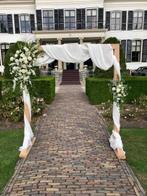 Te huur: trouwboog/ backdrop, Ophalen, Zo goed als nieuw, Geboorte of Huwelijk