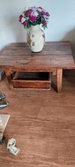 Kastanje houten tafel . Zeer oud., 50 tot 100 cm, Rechthoekig, Zo goed als nieuw, Ophalen