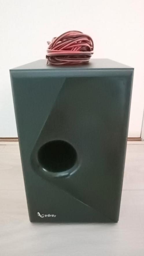 Nette infinity subwoofer, zgan randen!, Audio, Tv en Foto, Luidsprekers, Zo goed als nieuw, Subwoofer, 60 tot 120 watt, Overige merken