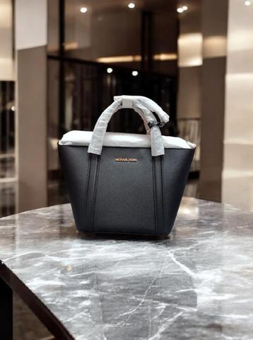 Michael Kors Pratt Tas (NIEUW) beschikbaar voor biedingen