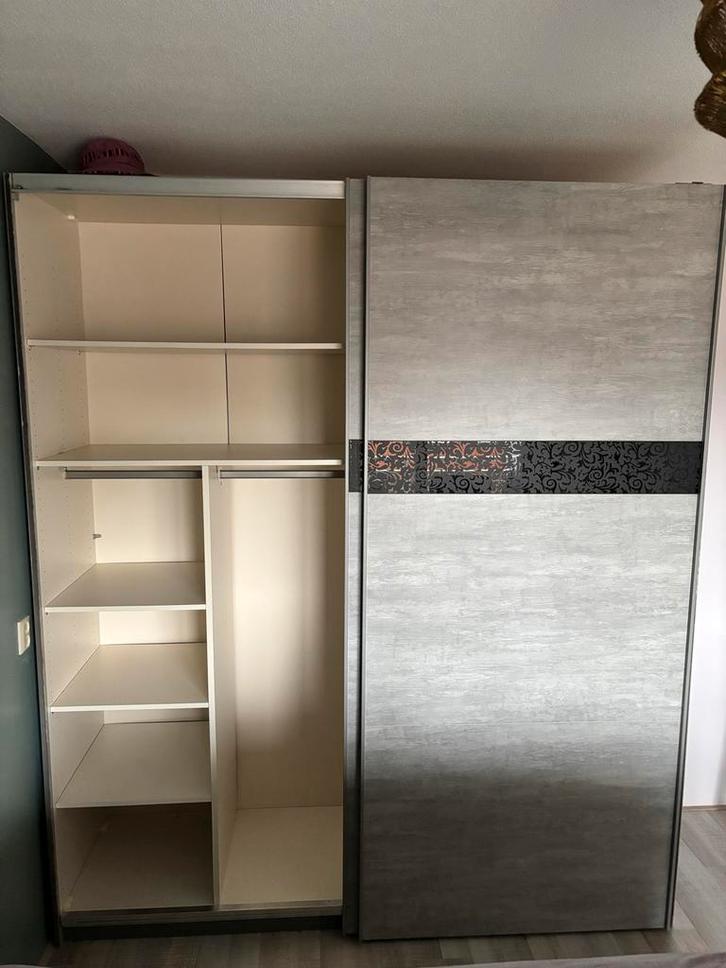 Jutzler kast met schuifdeuren - 200x236x60, Huis en Inrichting, Kasten | Kledingkasten, Gebruikt, 200 cm of meer, 50 tot 75 cm