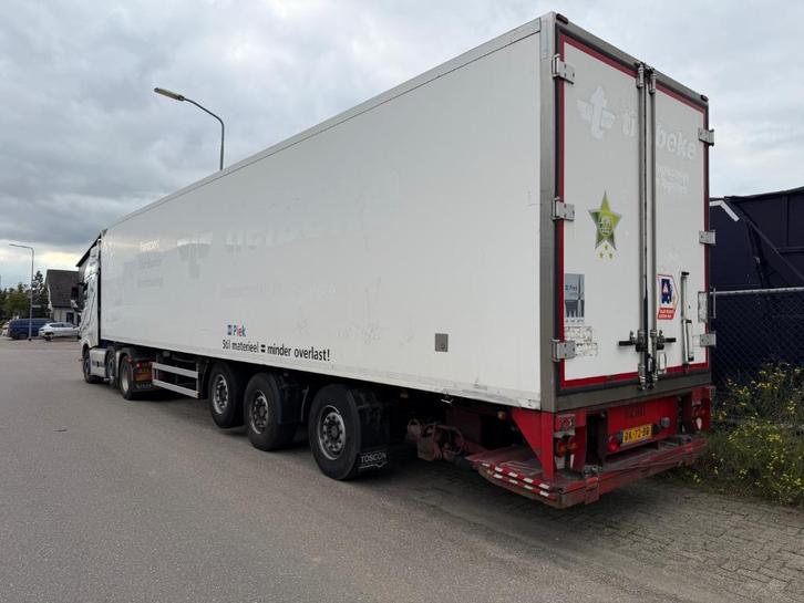 PACTON GESLOTEN OPLEGGER. STUURAS . LIFTAS..LAADKLEP !, Auto's, Vrachtwagens, Bedrijf, Aanhangers en Opleggers, Ophalen