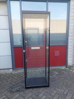 Vitrine kast, Ophalen, Raamkozijn