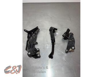 Schuifdeurrol rechts van een Fiat Doblo (695) beschikbaar voor biedingen