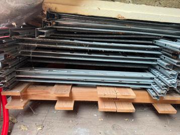 Legbordstelling beschikbaar voor biedingen