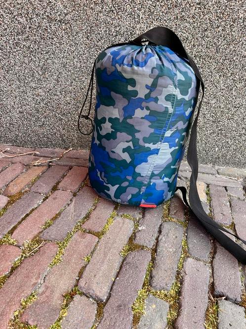 Kinderslaapzak 160cm 1x 2 wkn gebruikt  ( 2 stuks), Caravans en Kamperen, Slaapzakken, Zo goed als nieuw, Ophalen