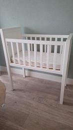 Prachtig wiegje incl matrasje, Ophalen, Zo goed als nieuw, Wieg