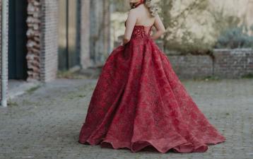 Henna jurk beschikbaar voor biedingen