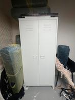 Locker kledingkast, Ophalen