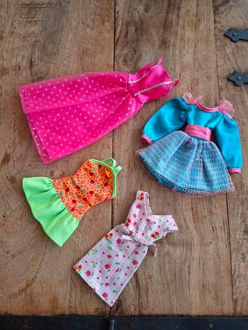 OUDE ORIGINELE BARBIE JURKJES beschikbaar voor biedingen