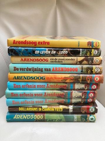 10 x Arendsoog ( P.Nowee) , waarvan 10 x 1e druk beschikbaar voor biedingen