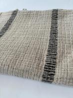 Deken plaid van gekreukte linnenmix, merk Arket, beige,grijs, Huis en Inrichting, Ophalen of Verzenden, Zo goed als nieuw