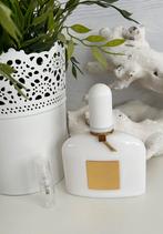 Tom Ford - 𝐖𝐡𝐢𝐭𝐞 𝐏𝐚𝐭𝐜𝐡𝐨𝐮𝐥𝐢 EdP decant/sample, Sieraden, Tassen en Uiterlijk, Uiterlijk | Parfum, Ophalen of Verzenden