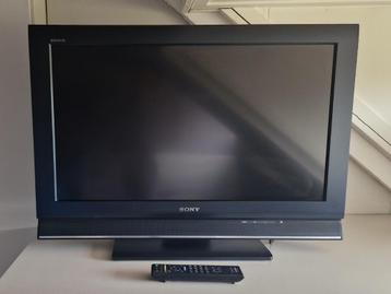 Sony TV incl surround-sound set beschikbaar voor biedingen