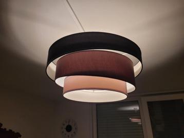 Stijlvolle hanglamp met 3 lagen beschikbaar voor biedingen