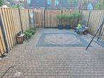 Gratis Bestrating - Grindtegels & Betonsteentjes (20m2), Tuin en Terras, Gebruikt, Ophalen of Verzenden, 10 m² of meer, Grind