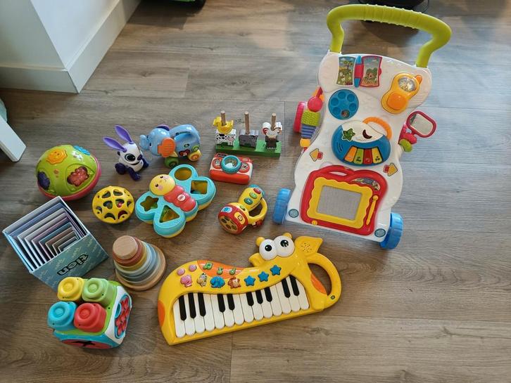 Set speelgoed voor +-6 maanden tot 1-1,5 jaar, Kinderen en Baby's, Speelgoed | Babyspeelgoed, Gebruikt, Overige typen, Ophalen