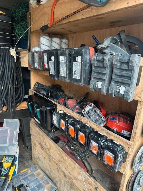 Hilti Nuron/CPC Accu-houder (Voor 5/4/3/2 of 1 accu's!), Doe-het-zelf en Verbouw, Gereedschap | Handgereedschap, Nieuw, Ophalen of Verzenden