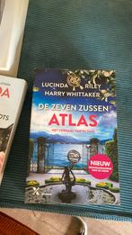 3 boeken van Lucinda Riley  oa. ATLAS, Harry Whittaker; Lucinda Riley, Ophalen of Verzenden, Zo goed als nieuw, Nederland