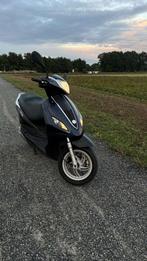 Piaggio fly 50cc, Fietsen en Brommers, Scooters | Piaggio, Ophalen of Verzenden, Benzine, Fly