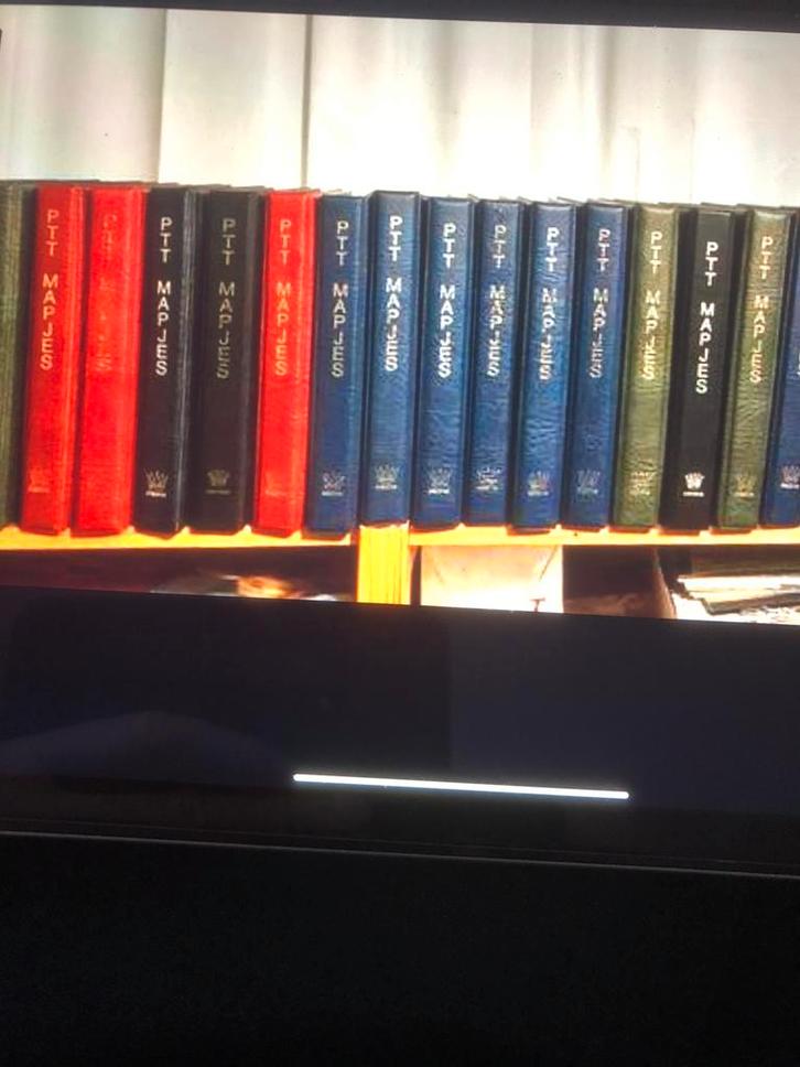 Voor de verzamelaar!!!30 Mooie Importa albums div kleuren, Postzegels en Munten, Postzegels | Toebehoren, Verzamelalbum, Verzenden