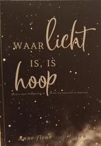 Waar licht is, is hoop, Ophalen of Verzenden, Zo goed als nieuw