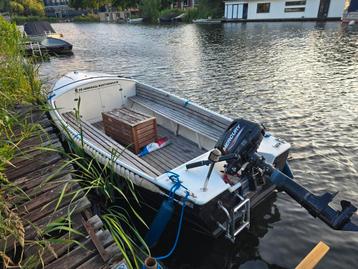 Leuke sloep te koop 5m30 met 6 pk mercury voor 8 personen  beschikbaar voor biedingen