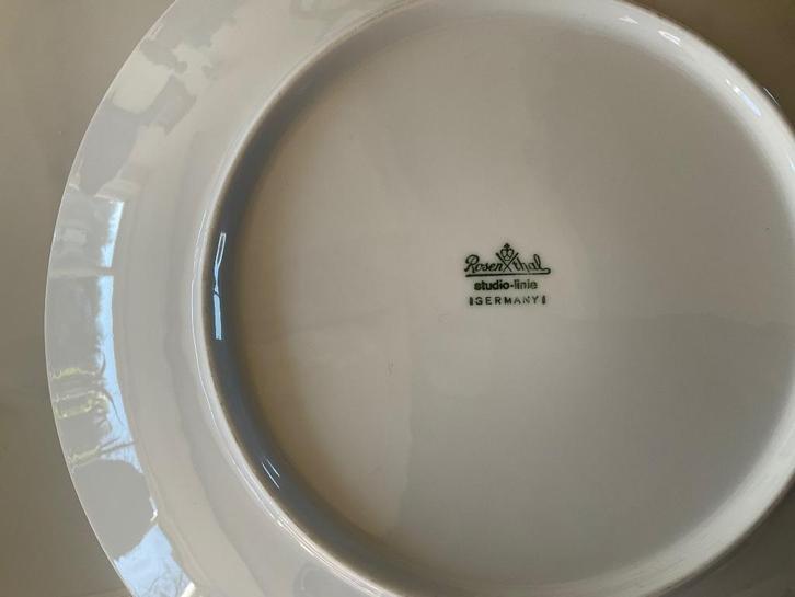 Rosenthal studio linie / dinerborden /wit, Huis en Inrichting, Keuken | Servies, Gebruikt, Bord(en), Overige stijlen, Porselein