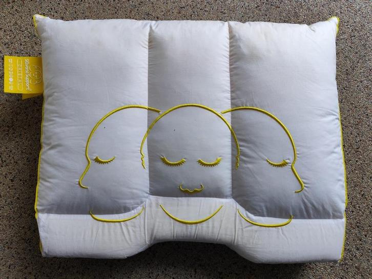 Hoofdkussen (latex) Silvana Collectie (Cristal Geel), Huis en Inrichting, Slaapkamer | Beddengoed, Zo goed als nieuw, Kussen, Eenpersoons