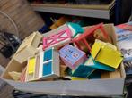 Schoenen doos vol antieke poppen meubels spullen, Ophalen of Verzenden