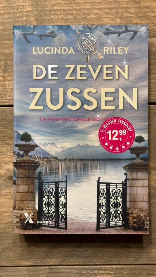 Lucinda Riley - De zeven zussen, Boeken, Literatuur, Zo goed als nieuw, Nederland, Ophalen of Verzenden