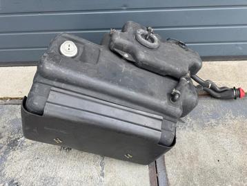 993.201.021.01  brandstoftank 92 ltr 993  beschikbaar voor biedingen