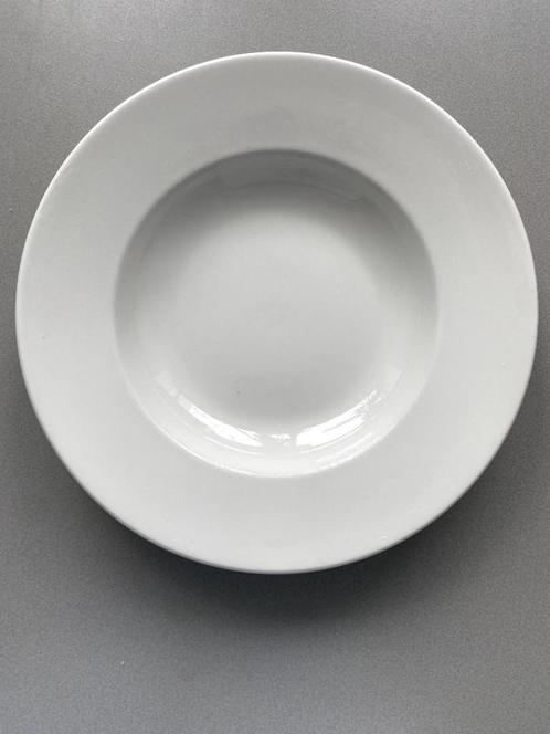 Royal Sphinx Poseleinen soepborden, Huis en Inrichting, Keuken | Servies, Zo goed als nieuw, Bord(en), Effen, Porselein, Ophalen