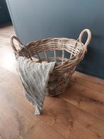 Mooie rieten mand., Ophalen of Verzenden, Zo goed als nieuw, Rechthoekig, Riet