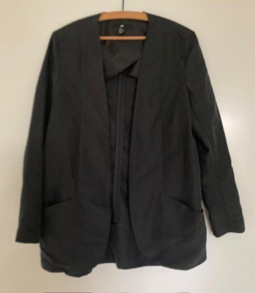 Dun zwart jasje maat 44 (H&M), Kleding | Dames, Jasjes, Kostuums en Pakken, Zo goed als nieuw, Jasje, Maat 42/44 (L), Zwart, Ophalen of Verzenden