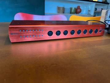 Esi midi patchbay usb 16 ports beschikbaar voor biedingen