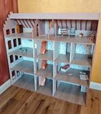 Levensgroot handgemaakt robuust poppenhuis., Verzamelen, Ophalen, Zo goed als nieuw, Poppenhuis