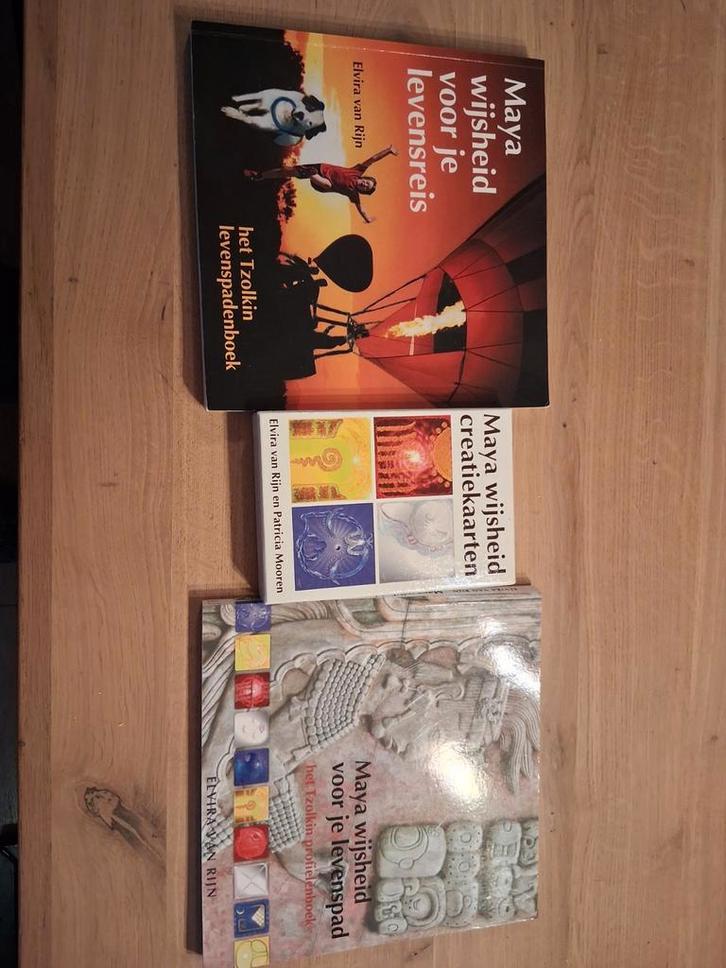 3x Elvira van Rijn - Maya wijsheid, Boeken, Esoterie en Spiritualiteit, Zo goed als nieuw, Achtergrond en Informatie, Spiritualiteit algemeen