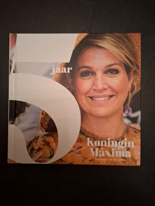 5 jaar koningin Maxima, Verzamelen, Koninklijk Huis en Royalty, Zo goed als nieuw, Tijdschrift of Boek, Nederland, Ophalen of Verzenden