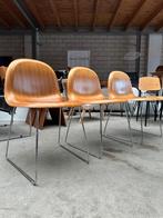 4x Gubi 3D chair (more in stock), Ophalen, Gebruikt, Bruin, Vintage