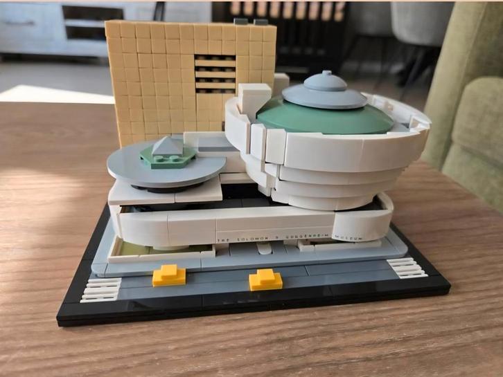 Lego Architecture 21035 Guggenheim, New York, Kinderen en Baby's, Speelgoed | Duplo en Lego, Zo goed als nieuw, Ophalen of Verzenden
