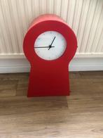 IKEA PS Klok - Rode Design Klassieker, Huis en Inrichting, Woonaccessoires | Klokken, Ophalen, Gebruikt, Analoog, Wekker of Tafelklok