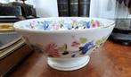 Antieke porseleinen kom op voet handbeschilderd spoelkom, Antiek en Kunst, Ophalen of Verzenden