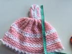 poppenkleding roze jurk rompmaat 13 cm, Verzamelen, Poppen, Ophalen of Verzenden, Zo goed als nieuw, Kleertjes