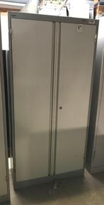 Metalen 2deurs kast, 95x41x195 cm, 1 met en 1 zonder slot, Huis en Inrichting, Kasten | Roldeurkasten en Archiefkasten, Ophalen