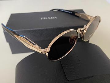 Prada zonnebril unisex beschikbaar voor biedingen