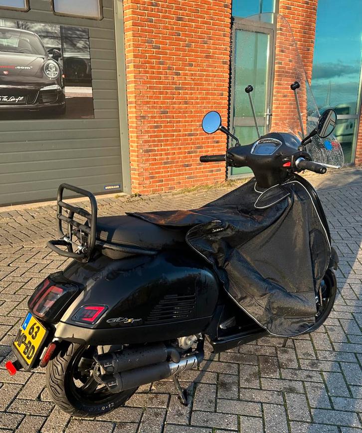 Vespa GTS 300 SuperHPE - Topstaat!, Motoren, Motoren | Piaggio, Particulier, Scooter, Minimaal motorrijbewijs A2, Ophalen of Verzenden