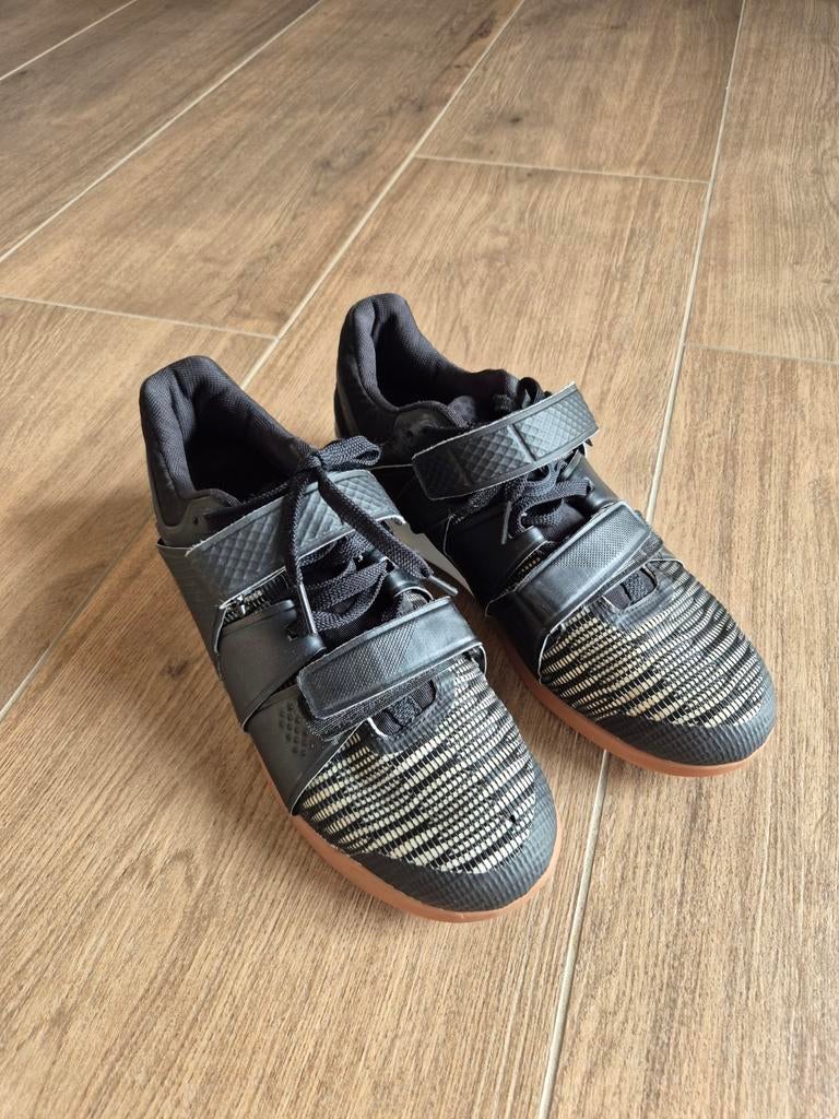 Reebok CJ Cummings Gewichthefschoenen maat 44, Kleding | Heren, Schoenen, Ophalen of Verzenden, Reebok, Gedragen, Sportschoenen
