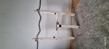 Multi rek plus 2 halterstangen beschikbaar voor biedingen